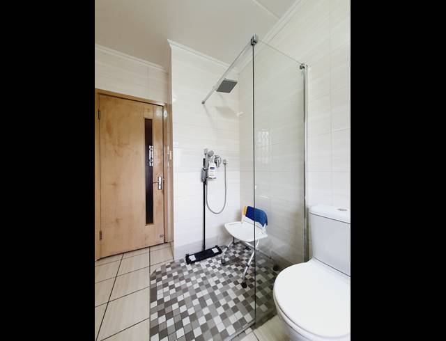 2 BEDROOM APARTMENT RENTED IN NOORDWYK